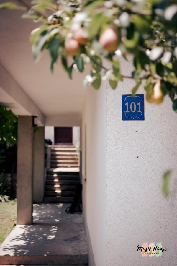 Music House Apartamento Tuzla
